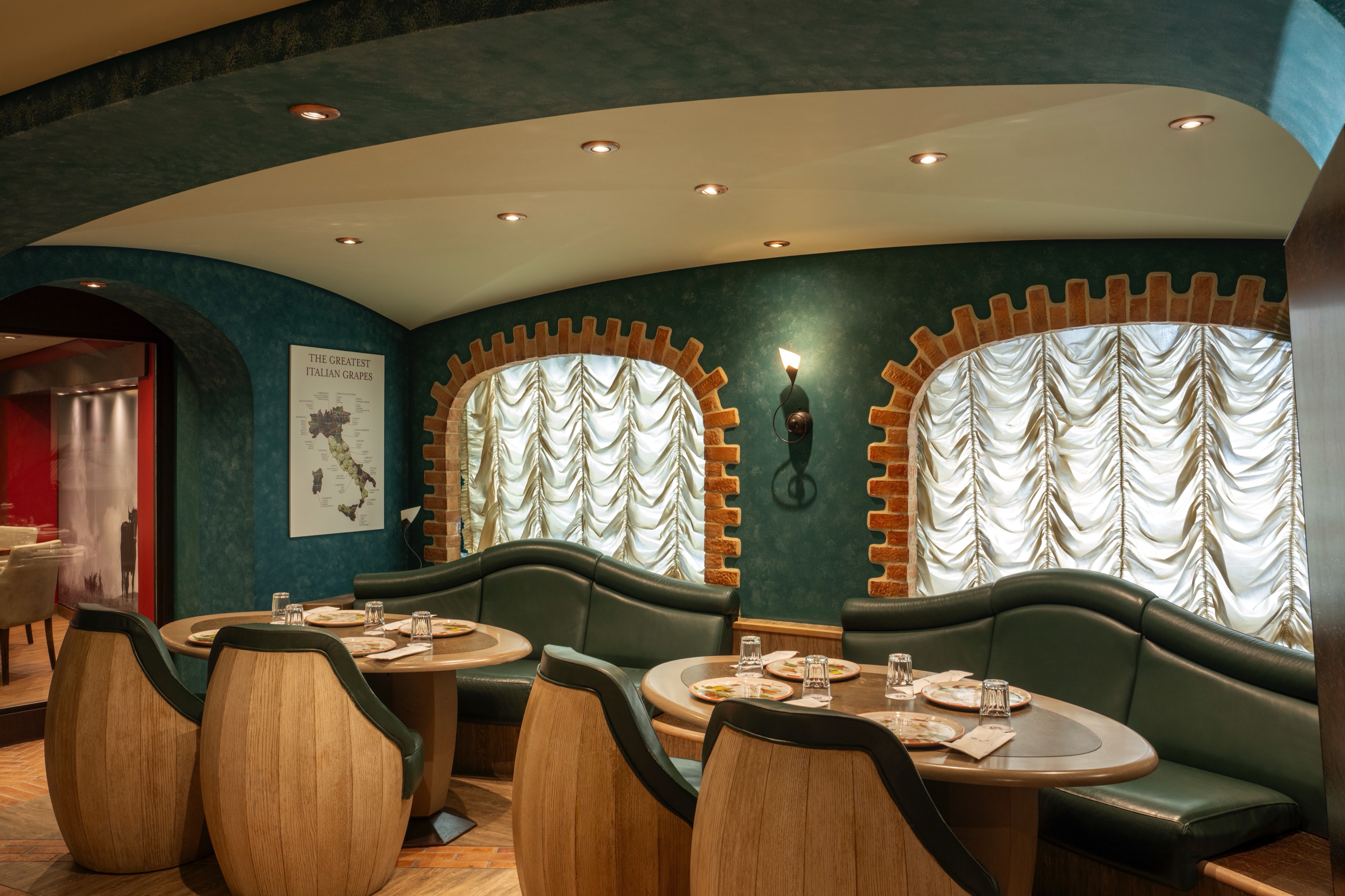 MSC Divina - La Cantina di Bacco Pizzeria & Wine Bar